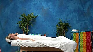 Teen 18+ babe gets oiled ass massage turning hardcore with masseuse