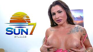 Hot Jully Souza fucks ass!