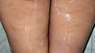 joi montada bien rica pensando en mi hermanastro polla grande 😏