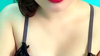 em live bigo v� to tr�n showing big tits