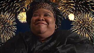 Bbw Lil Pound Cake Shares 2025 Message with Men and Fans Backstage in Usa