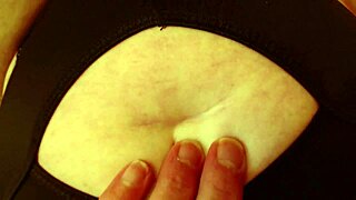 Dawnskye shows off belly button, underboobs, and armpits with kisses