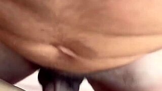 Girlfriend flashes ass and uses toys in backyard fun 😏