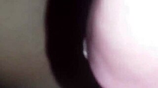 Gozei na siririca esfregando o pau no cu