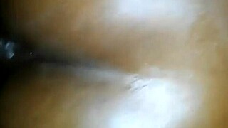 Preta sentando com o rabo for anal blowbang and assfucking