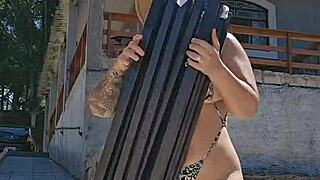 Harmonie Barzs Ebony Petite Gets Handjob And Facial In First Interracial Casting