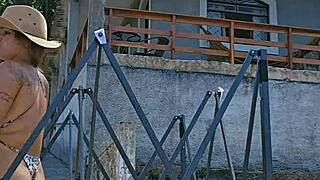 Harmonie Barzs Ebony Petite Gets Handjob And Facial In First Interracial Casting