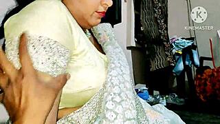 Shadi Me Ja Rhi Bhabhi Ki Majhedar Chudai