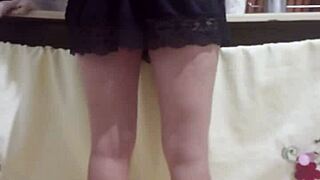 Hot Maid In Tight Shorts Drives Me Wild!