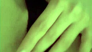 Rossmexicana quieres que te jales la verga dandole tu rica lechita