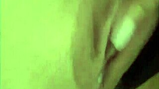 Rossmexicana quieres que te jales la verga dandole tu rica lechita