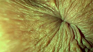 Teens naive at 18 smear feet with toothpaste