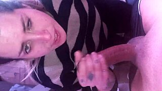 Cumshot deepthroat with slutty blonde in action