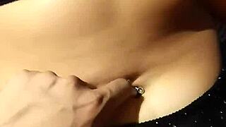 i relax with this latina's belly button during a sensual massage