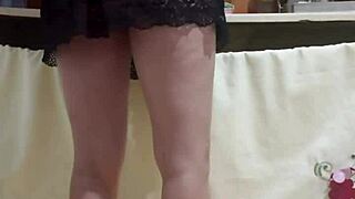 Hot Ass Employee Flashing At Work