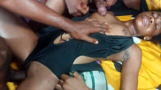 Me and my friend enjoyed her wet pussy in rough creampie session