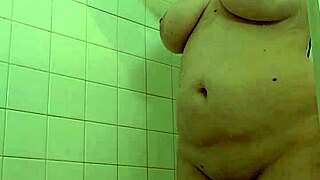 what happens in this naked shower session with domme mommy?