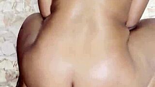 omg she twerks so bad on my dick