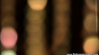 i think this sexy brunette indian milf has a body made for love, wow!