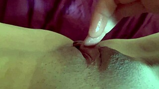 italian milf artemisia love fingers her shaved pussy