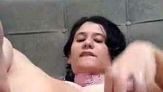 Novinha masturbating with toys in wet pussy, creampie cuckold for old men