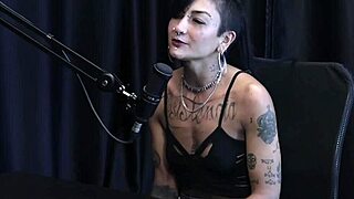 Dava Aula de Dança Estava em Tratamento para Depressão Consumia Pornô Trabalhava com Produtora e a Cena Mais Hardcore Foi - Caroleta Roots Watch on Sheer Red