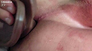 Deep 21cm anal insertion in tight ass for intense assfucking