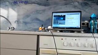 sexy dea squirts on live webcam