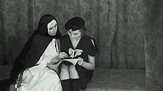 dark lantern entertainment presents