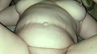 i cumming on and in my wifes pussy on the table, oh god