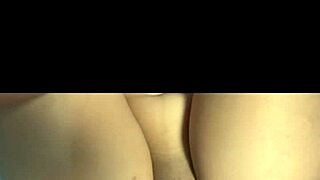 mi hermanastra de grandes tetas naturales recibe gran polla de premio