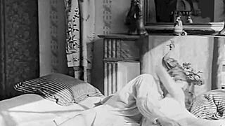 Vintage retro milf with hairy beaver gives blowjob in antique setting