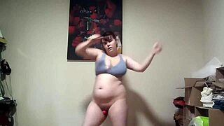 chubby slut hiit with vibrator