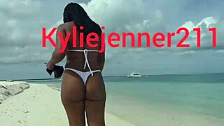 La Segui Por La Playa Hasta Entregarme El Culo