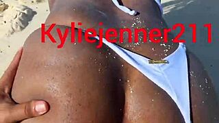 La Segui Por La Playa Hasta Entregarme El Culo