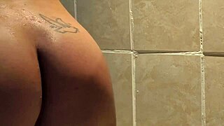 Caught Bathing, Moaning for Tight Fuck