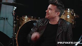 Six Hungry Mouths Suck On A Stallion