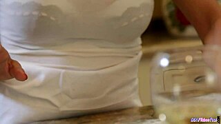 milf pleasured orally by lesbian babe in lingerie