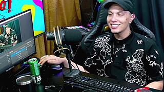 Victoria Camargo Shows Her Body, Ruan Can't Resist And Fucks Her Deliciously.