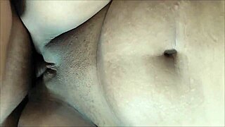 Pov - entrevista de trabajo a mi nueva empleada y ella me seduce.