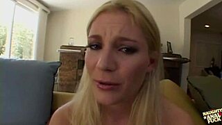 Sweet Aurora Snow's early morning stretches with gentle care in missionary position