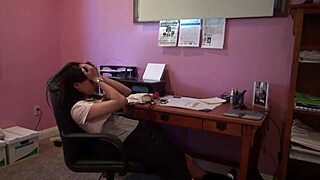 BUSTY LESBIANS EAT EACH OTHER OUT!