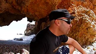 petite skinny white chick has passionate outdoor sex, moaning to orgasm in quick amateur 1on1.