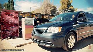 Phony Sheriff Investigates Bound Students