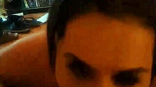 Fat Sri Lankan housewife Kandy Kane performs deepthroat in homemade amateur video