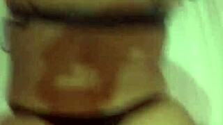 हॉट लैटिना मिल्फ की बड़ी गांड एमेच्योर से डॉगीस्टाइल चुदाई