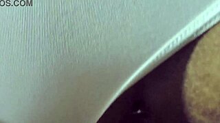 hey, i bought a medium butt plug to play with my wife's tight ass 😏