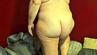 pregnant cougar spreads shaved pussy and gaping ass cheeks wide