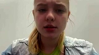 Creampie Pussy Squirting And Fingering In Public