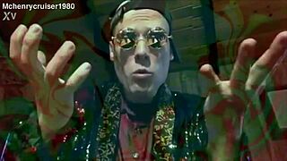 Wow, the Mchenry cruiser gets a golden shower!